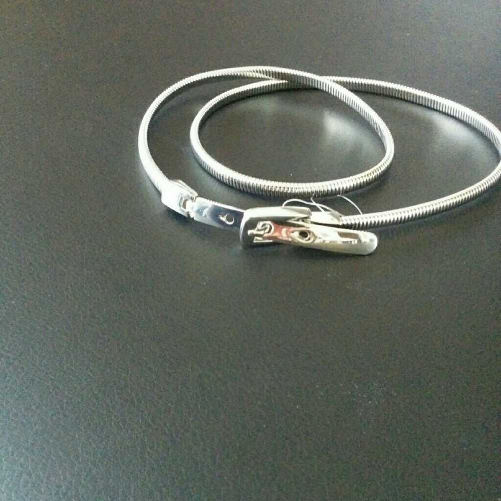 🆕French Connection metal polished belt